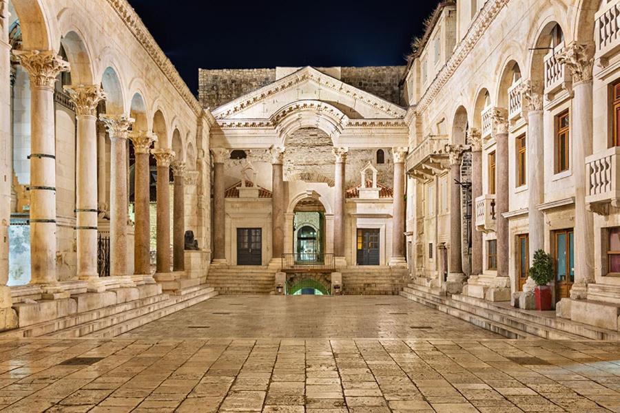 Luxury Apartment In Ancient City Split Kültér fotó